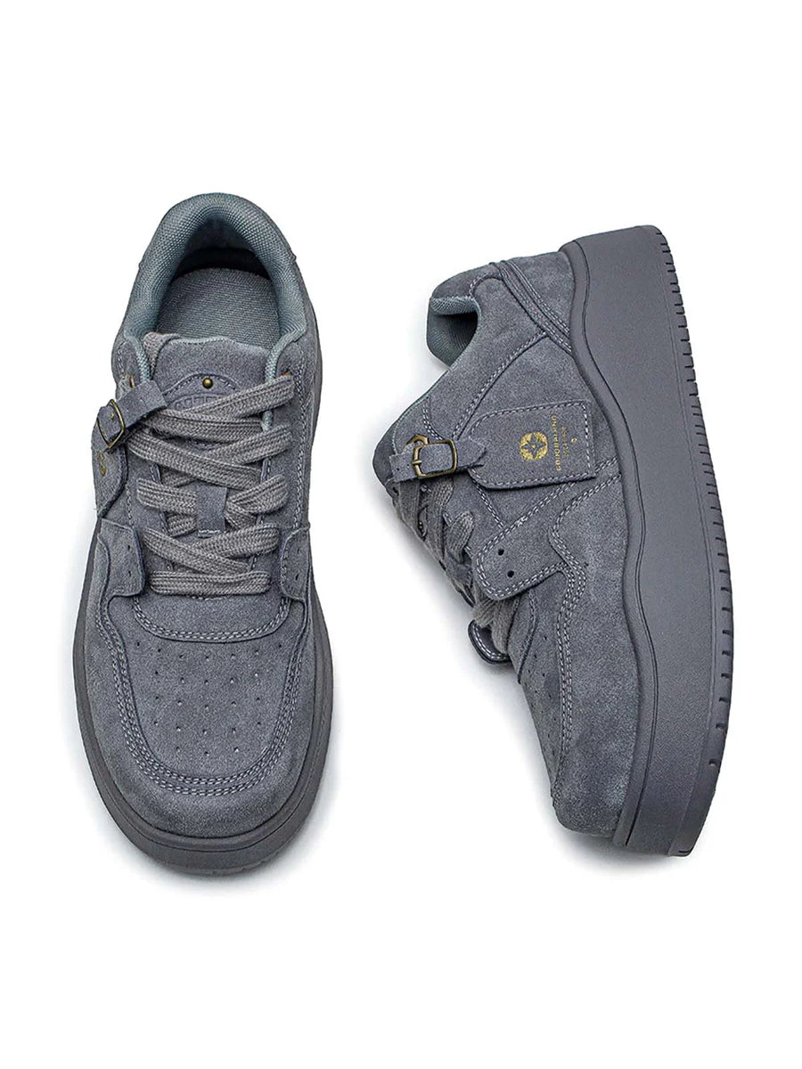 Zwoyren Suede Low-Top Skate Shoes