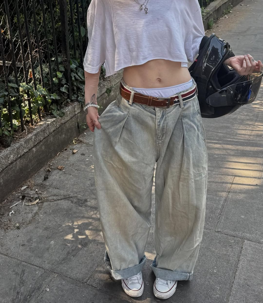 Zwoyren Wrinkle Washed Loose Jeans