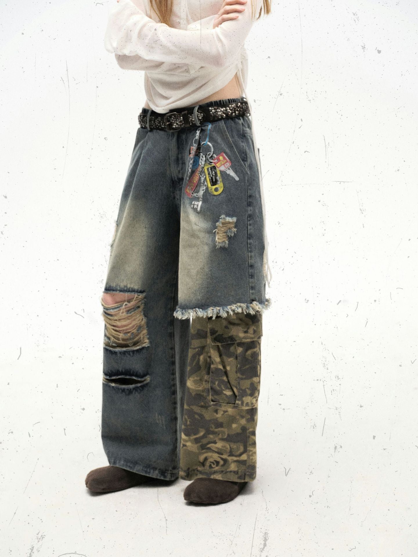 Zwoyren Contrast Camouflage Splicing Jeans