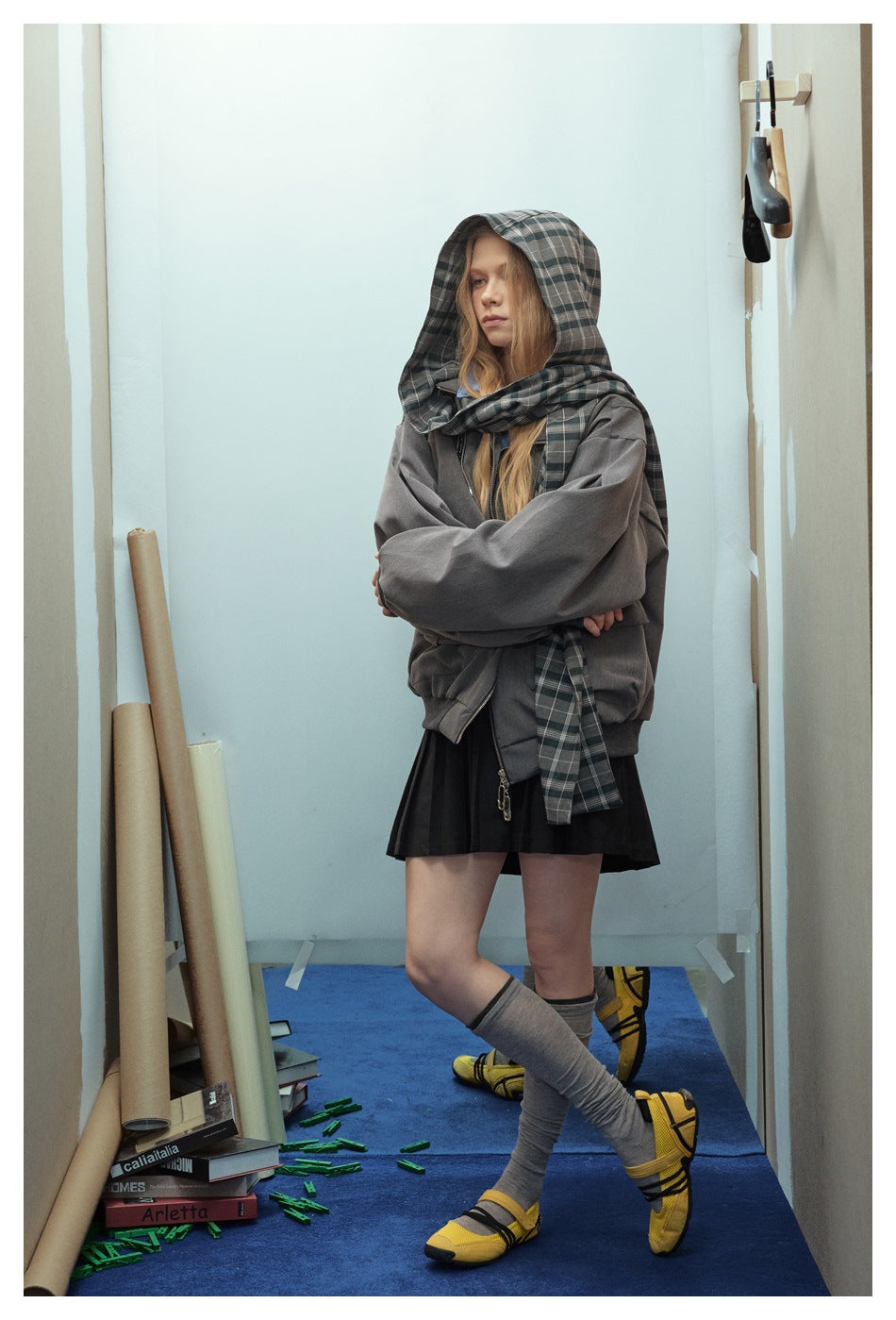 Zwoyren Detachable Scarf Hooded Jacket