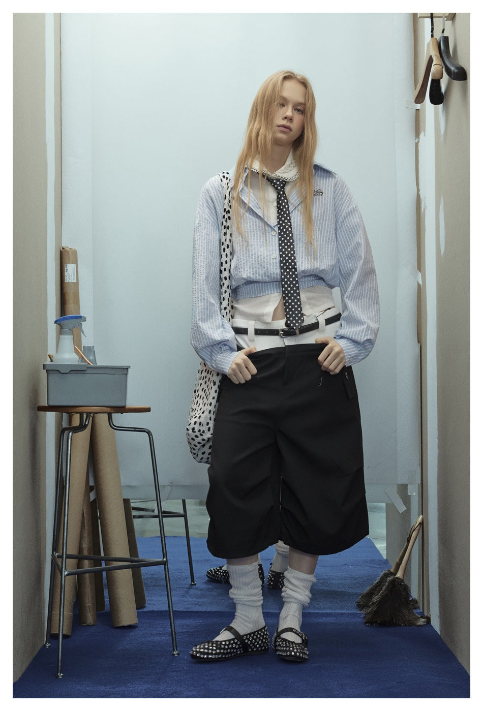 Zwoyren Cropped Striped Shirt
