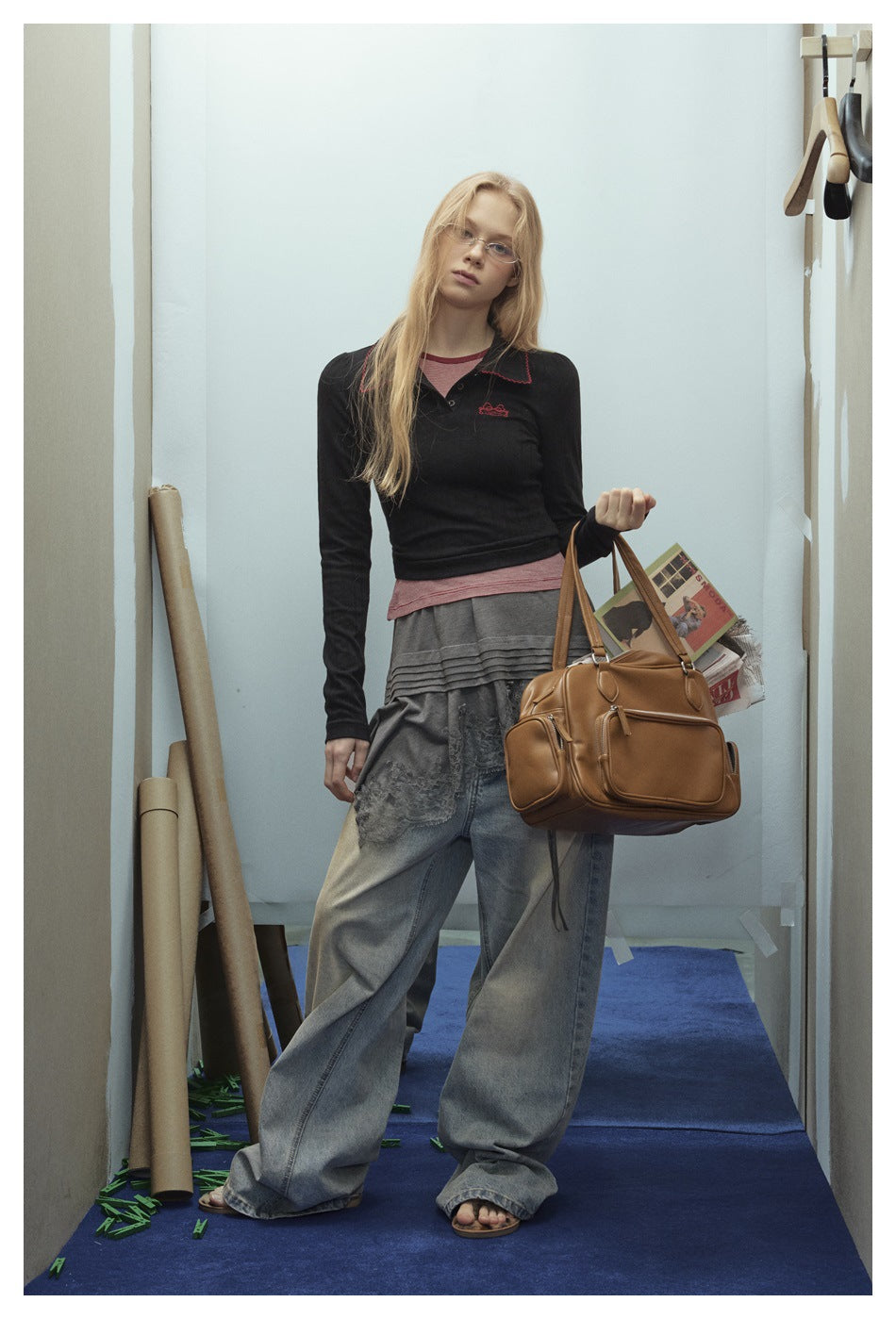 Zwoyren Ribbed Cropped Polo Top
