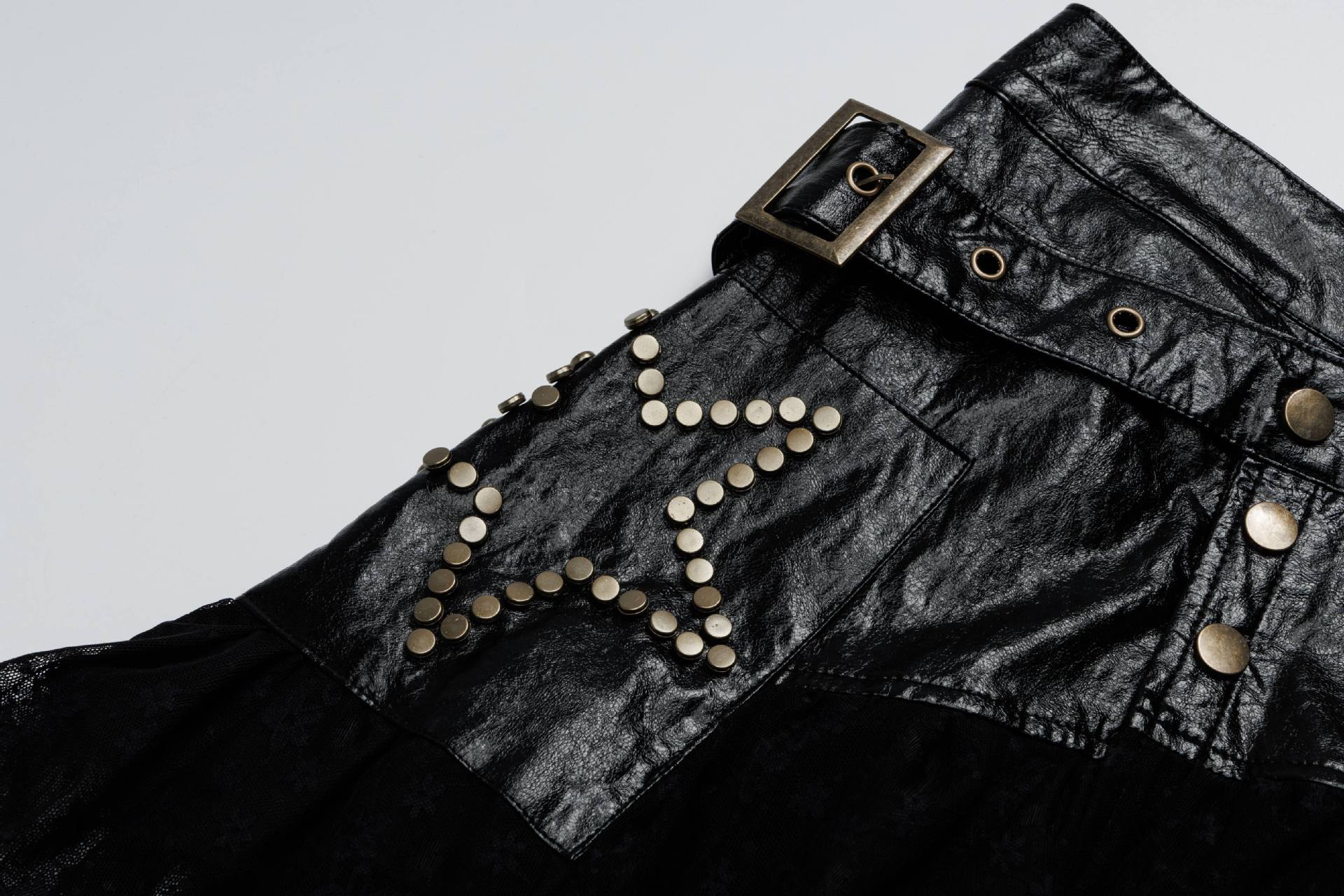 Zwoyren Rivet Star Faux Leather Skirt