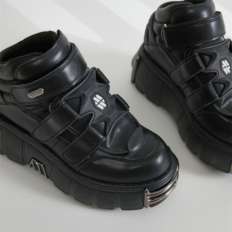 Zwoyren Metal Platform Bot