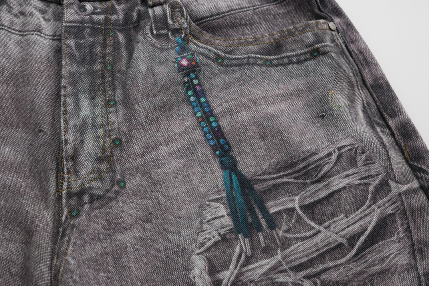Zwoyren Tassel Distressed Jeans