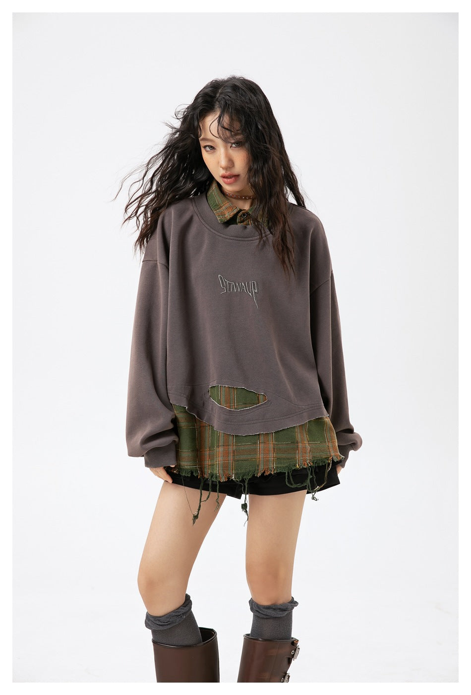 Zwoyren Layered Plaid Sweatshirt