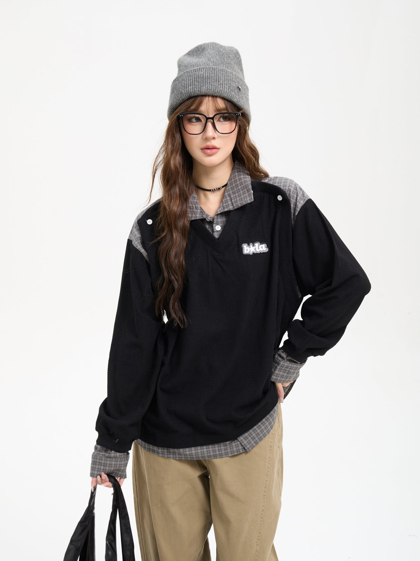 Zwoyren Faux Layered V-Neck Sweatshirt