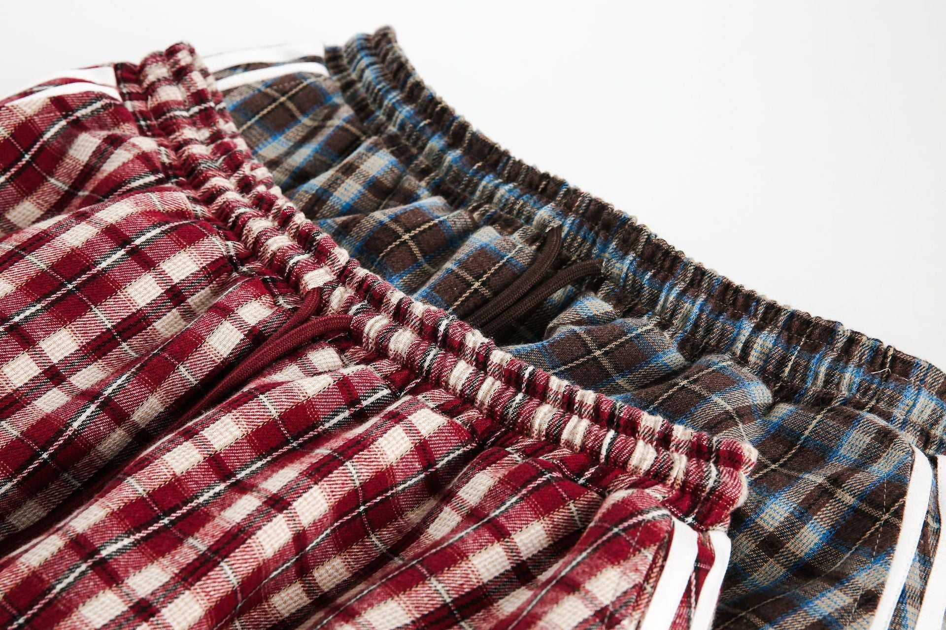 Zwoyren Checkered Pleated Skirt