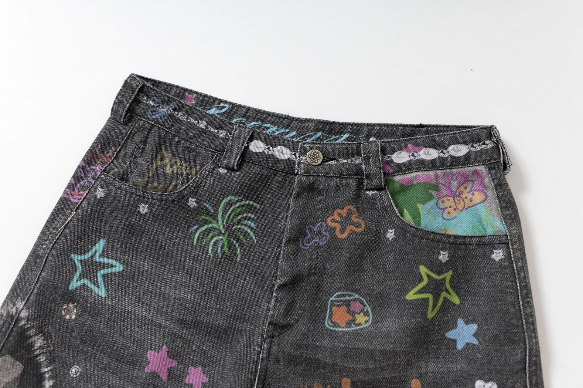 Zwoyren Graffiti Print Camouflage Layered Cargo Jeans