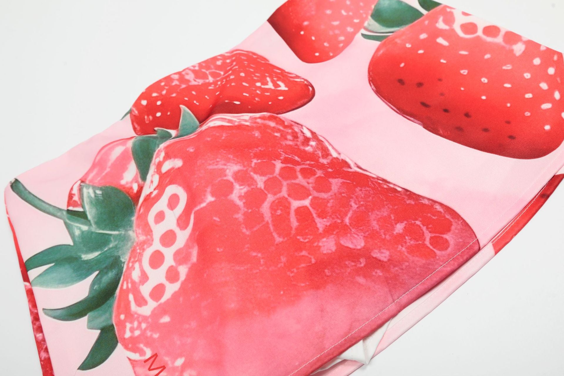 Zwoyren Strawberry Print Skirt