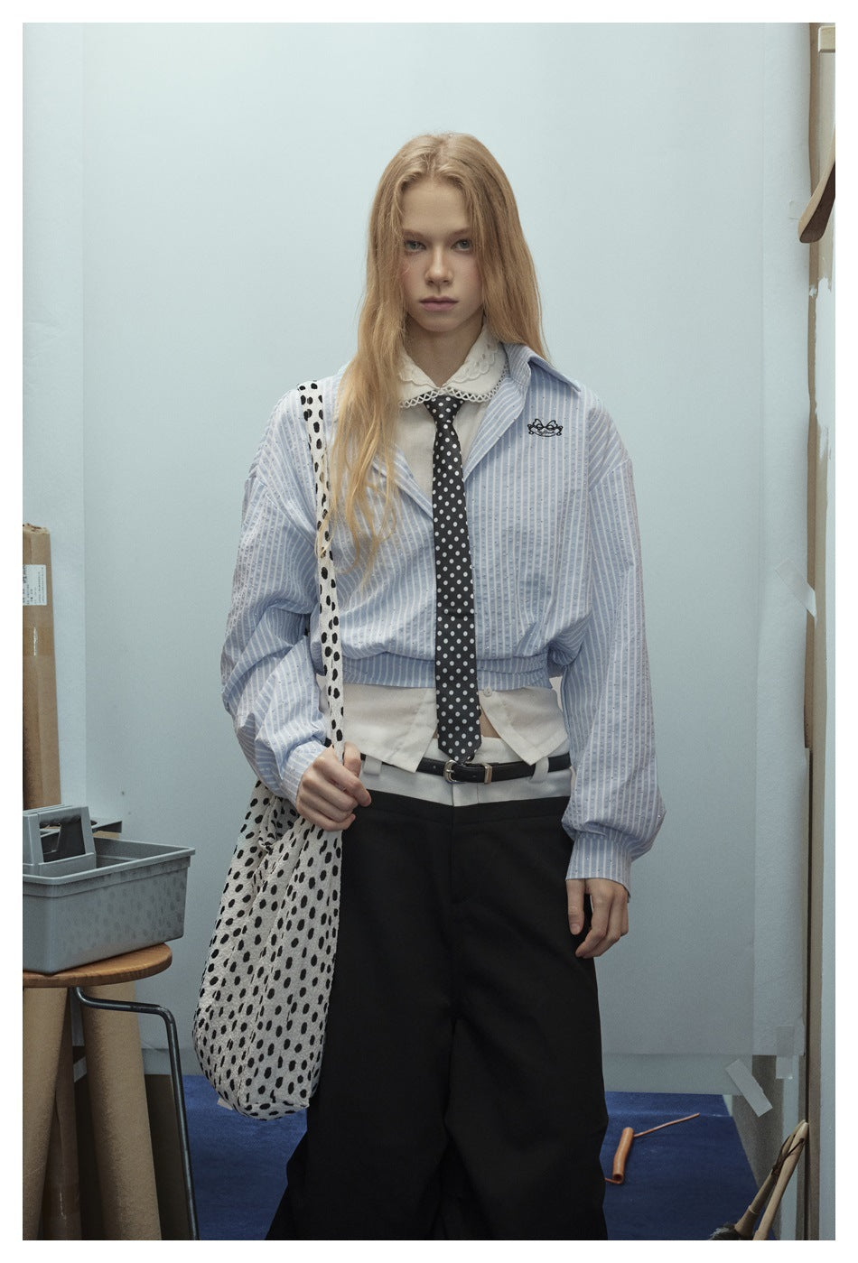 Zwoyren Cropped Striped Shirt