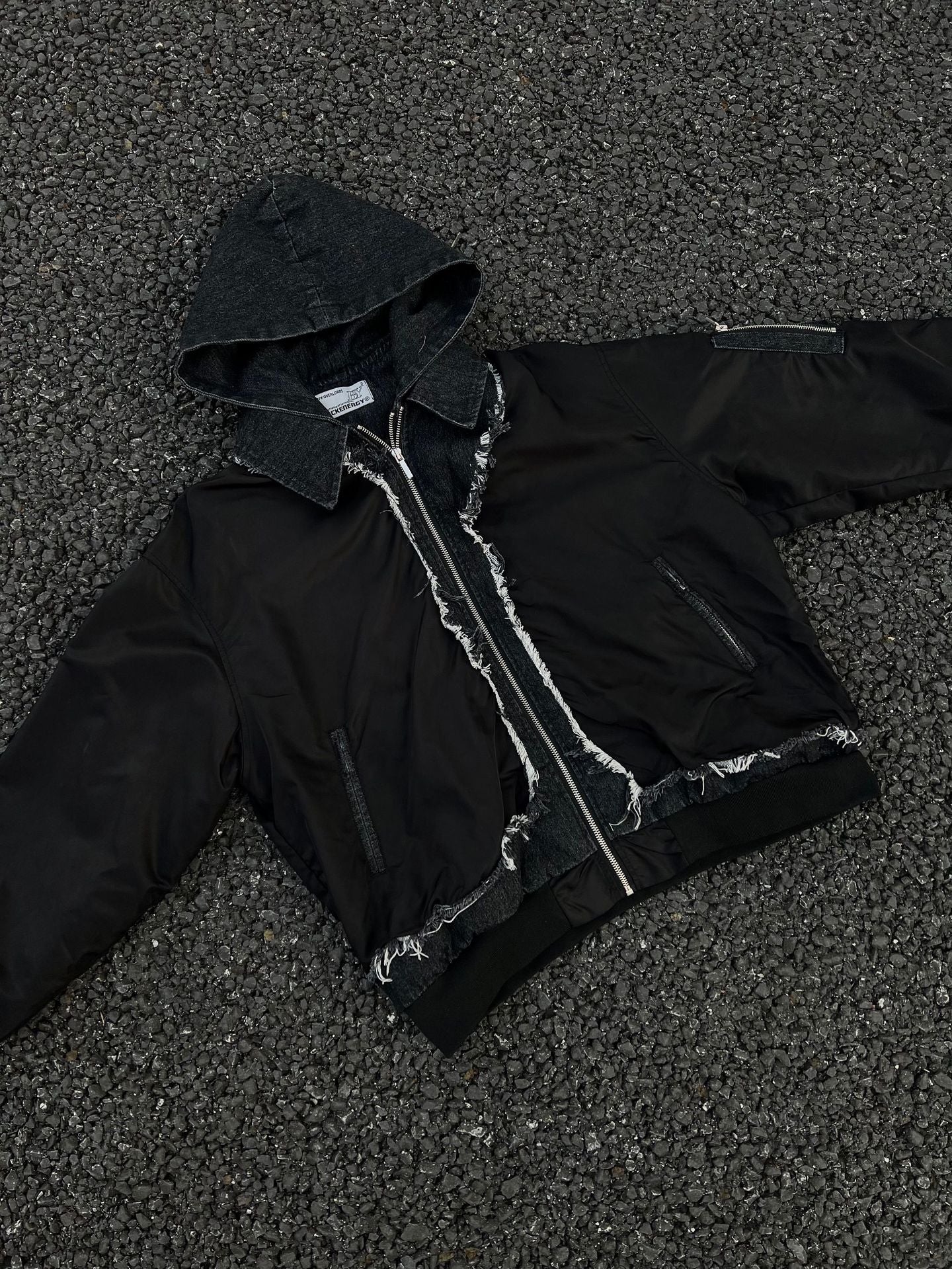 Zwoyren Raw Edge Spliced Hooded Denim Jacket
