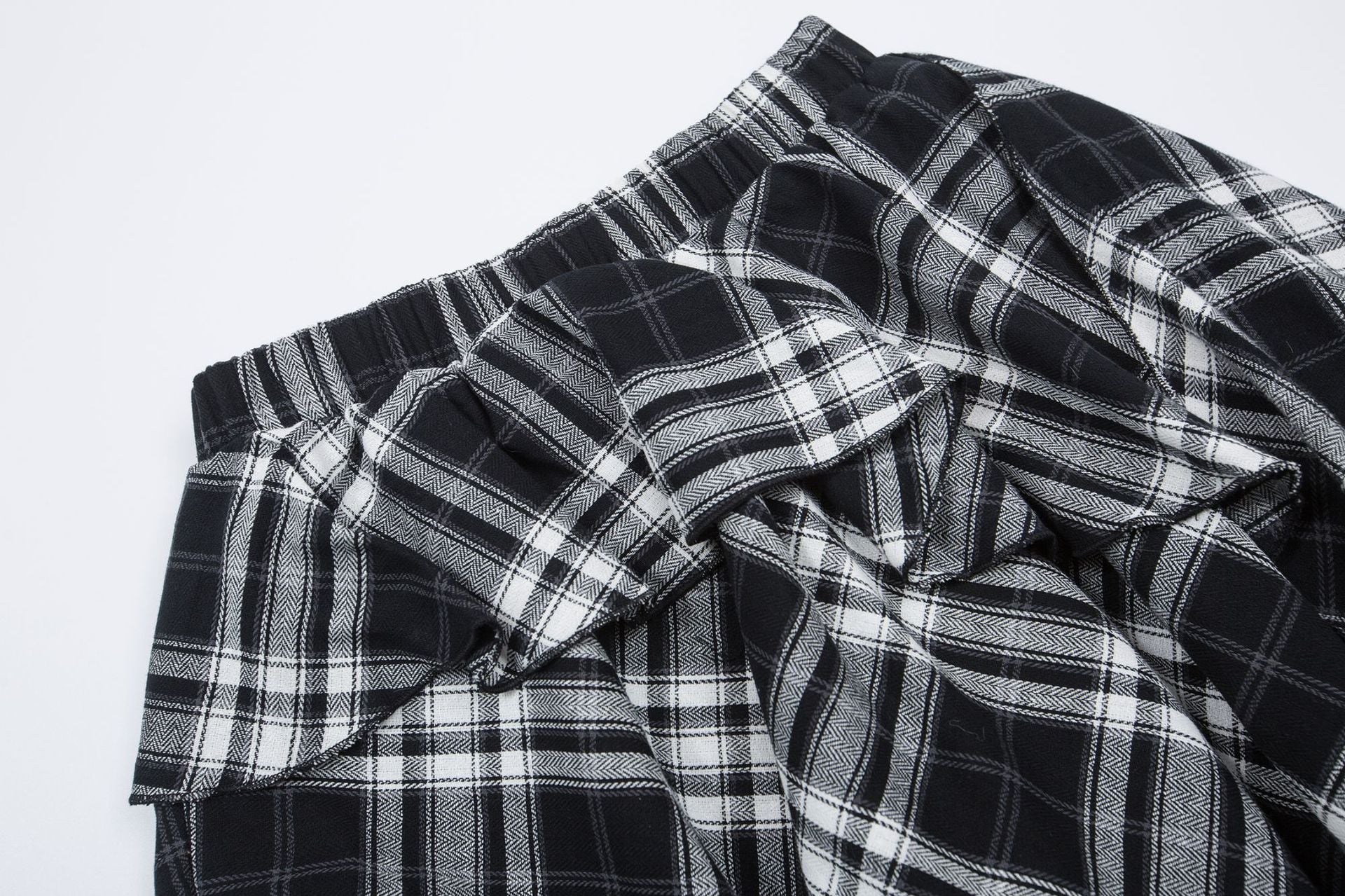 Zwoyren Asymmetrical Ruffled Plaid Skirt
