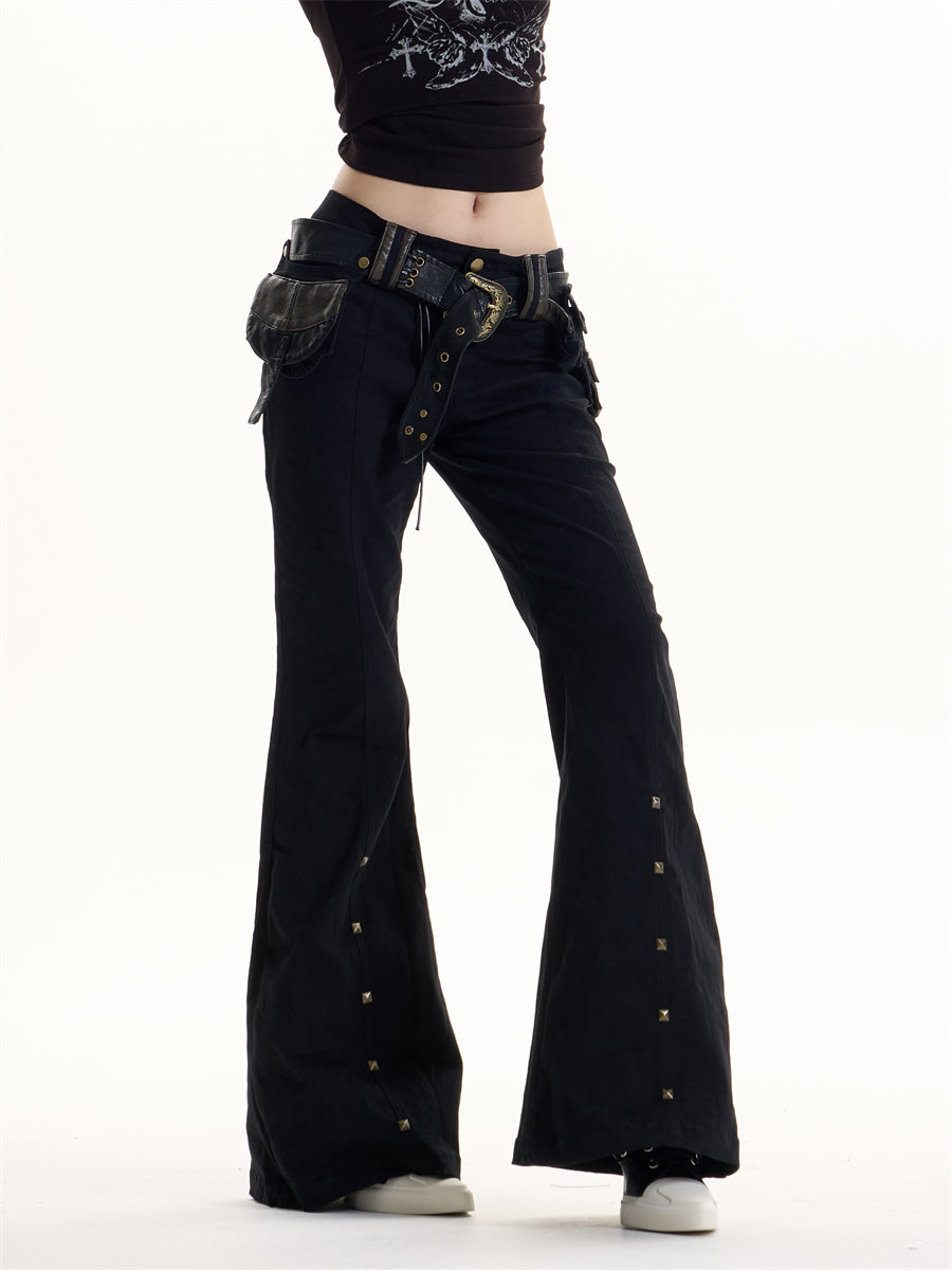 Zwoyren Rivet Flare Jeans