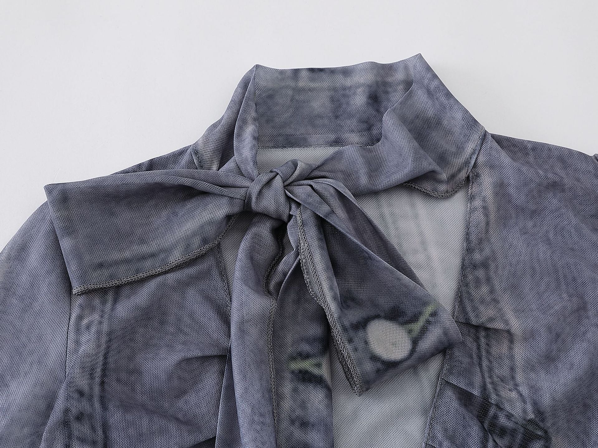 Zwoyren Denim Print Long Sleeve Tee