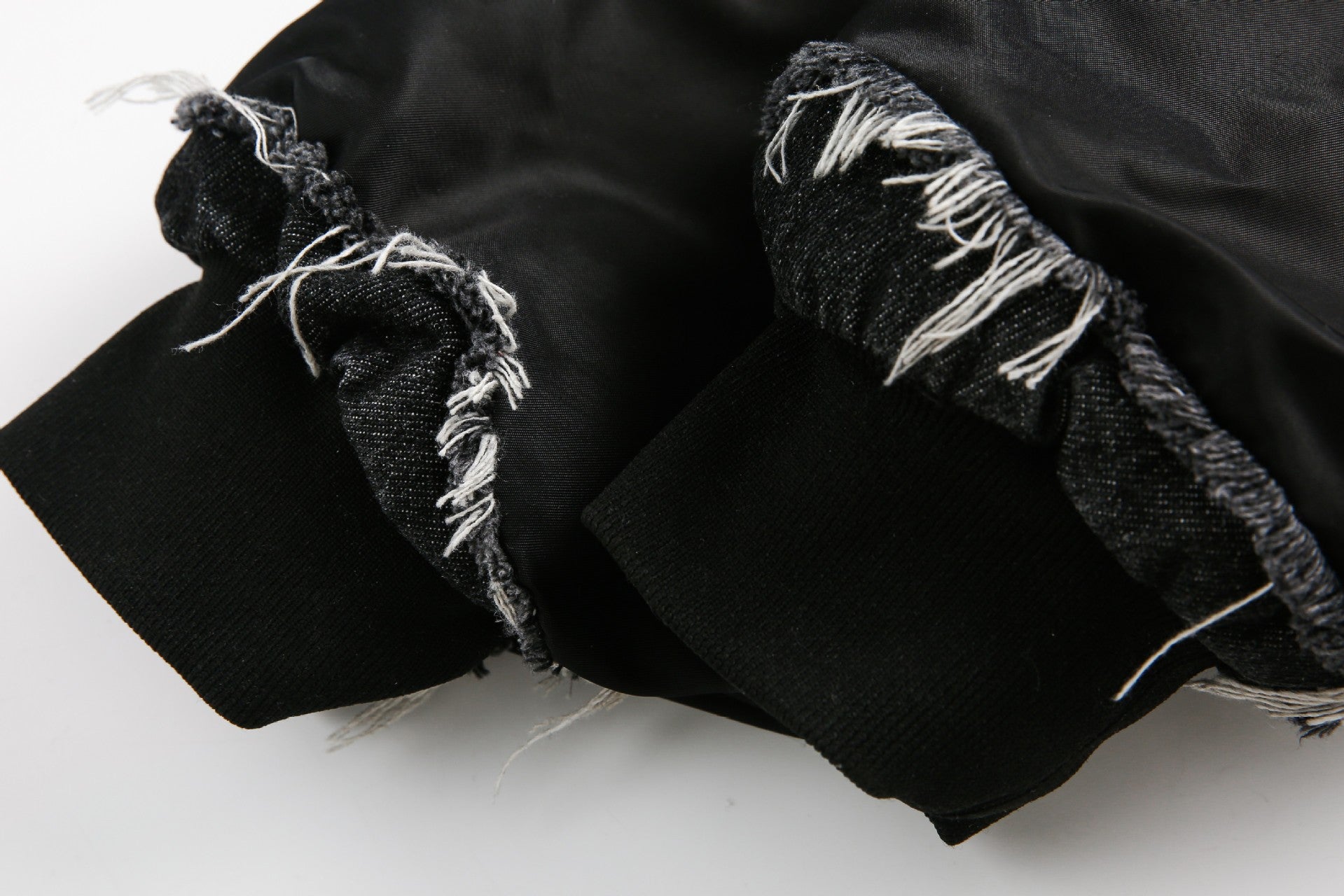 Zwoyren Raw Edge Spliced Hooded Denim Jacket