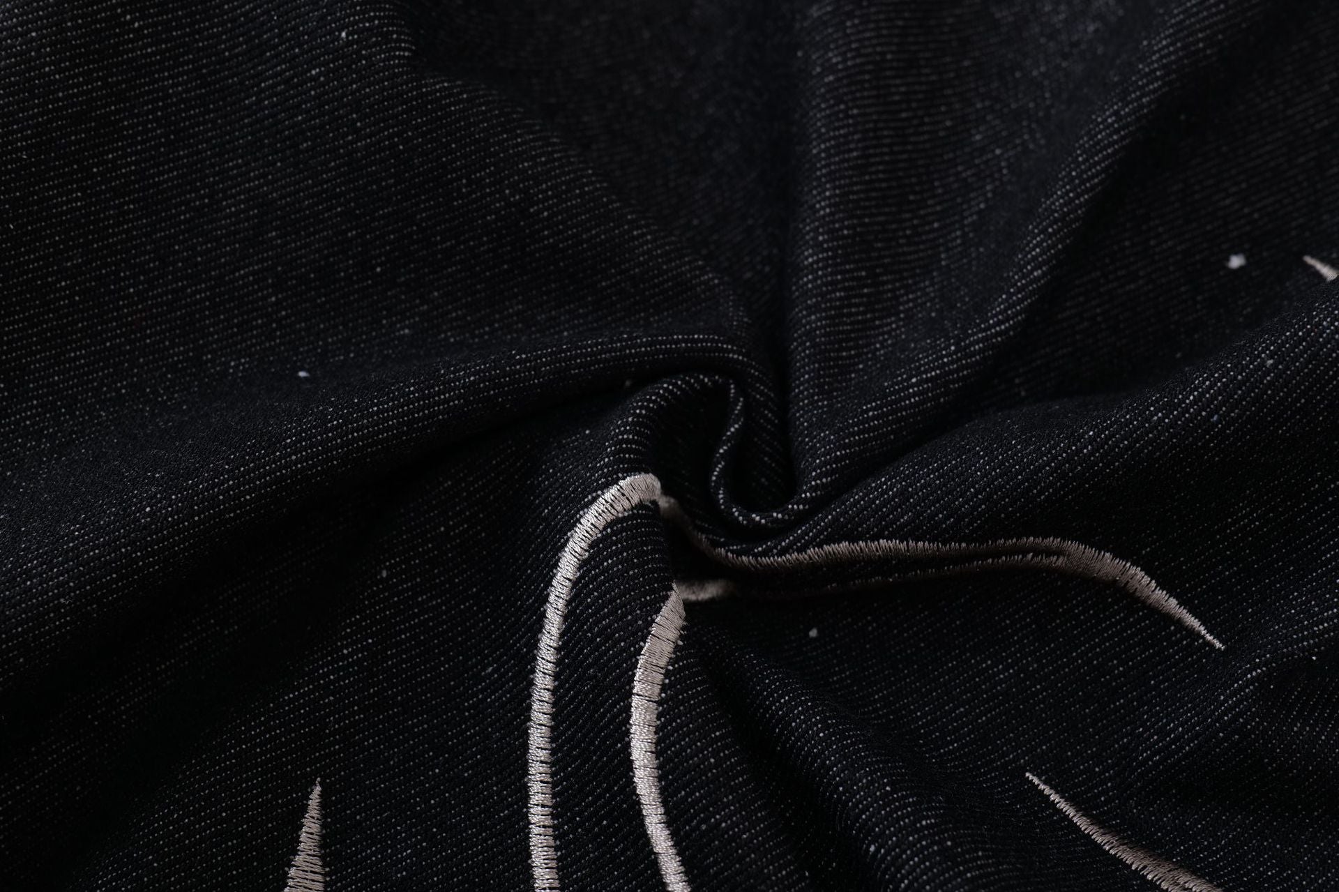 Zwoyren Embroidery Baggy Barrel Jeans