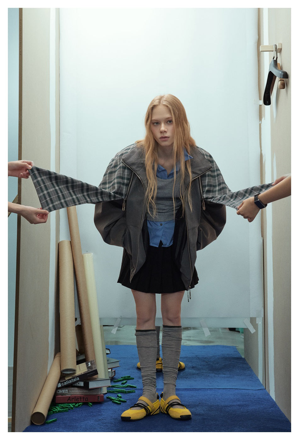 Zwoyren Detachable Scarf Hooded Jacket