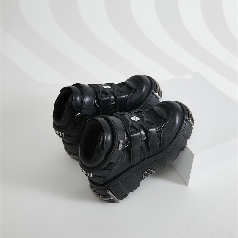 Zwoyren Metal Platform Bot