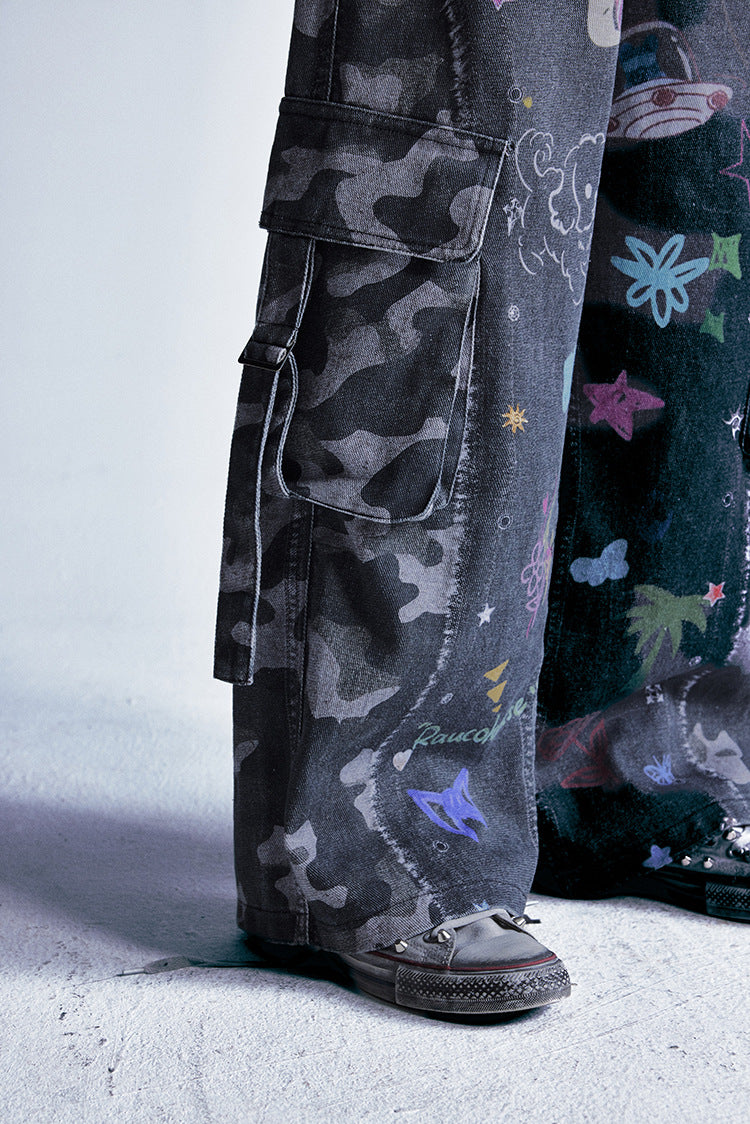 Zwoyren Graffiti Print Camouflage Layered Cargo Jeans