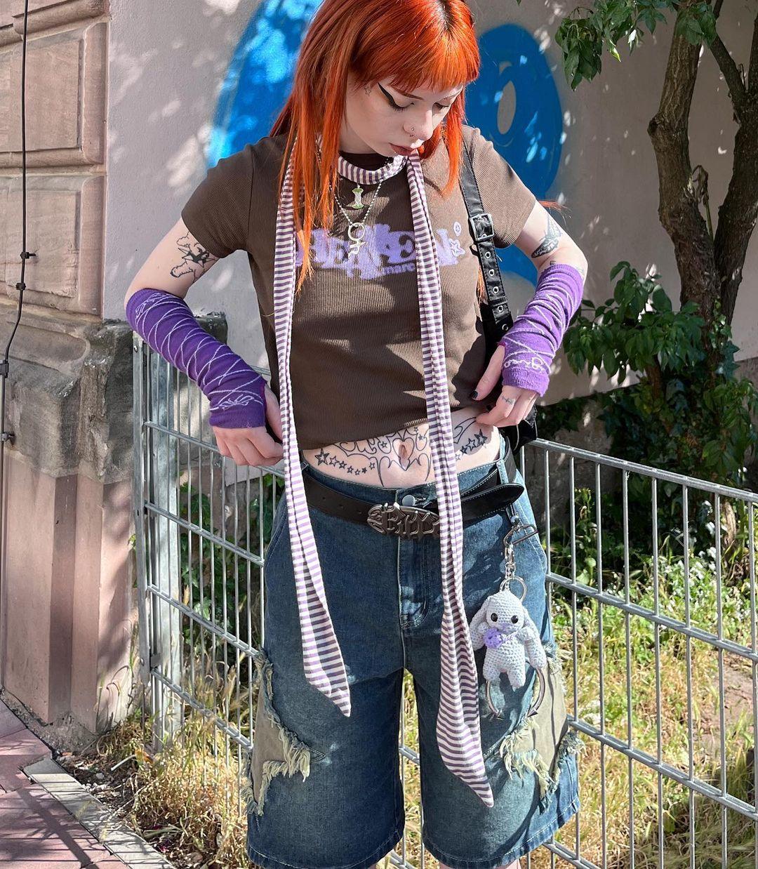Star Tassel Patch Gradient Jorts