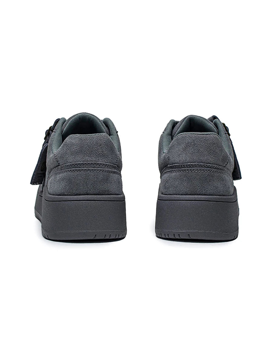 Zwoyren Suede Low-Top Skate Shoes